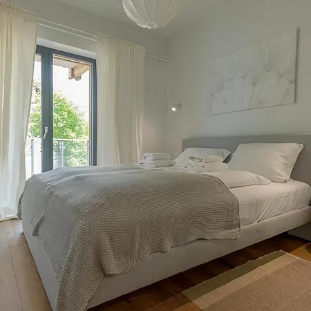 Apartment Rentplanet - Apartament Franciszkanska